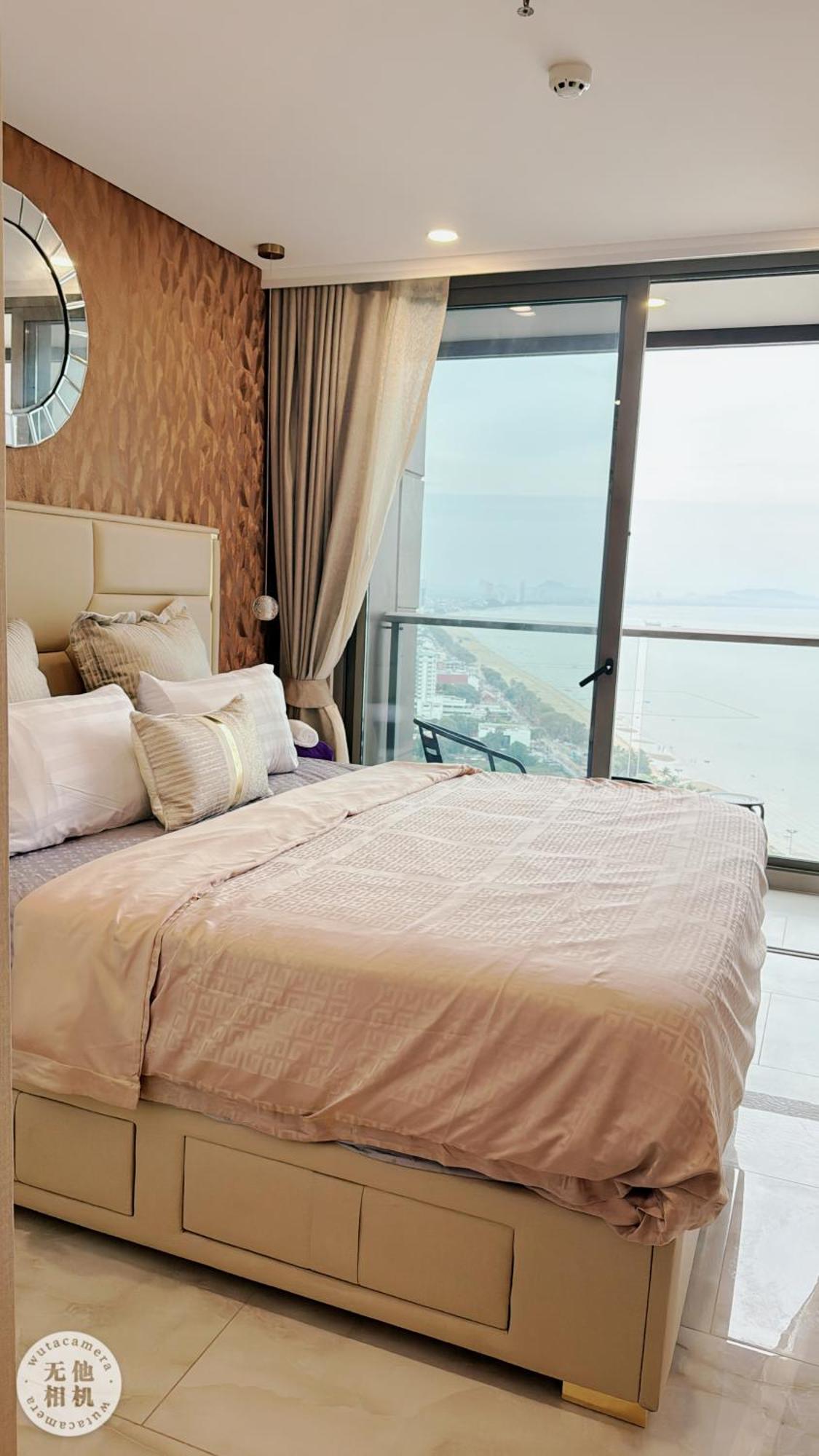 Copacabana Beach Jomtien 科帕卡巴纳海乔木提安海滩毗邻乔木提安夜市 Bagian luar foto